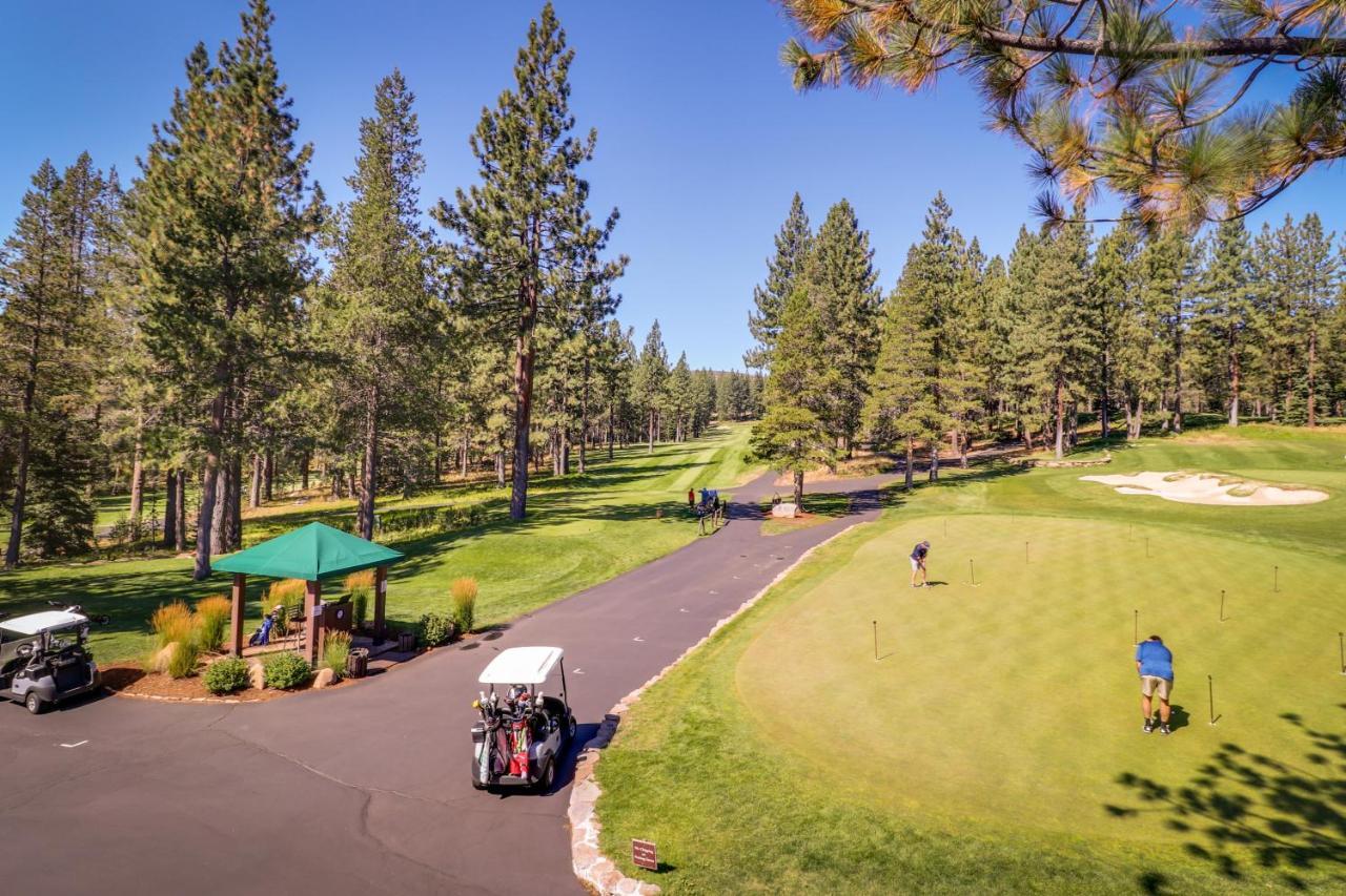 Tastefully-Updated, Classic Tahoe Family Home Truckee Bagian luar foto